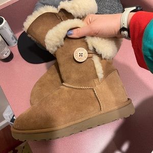 Bailey Button II Ugg Boots